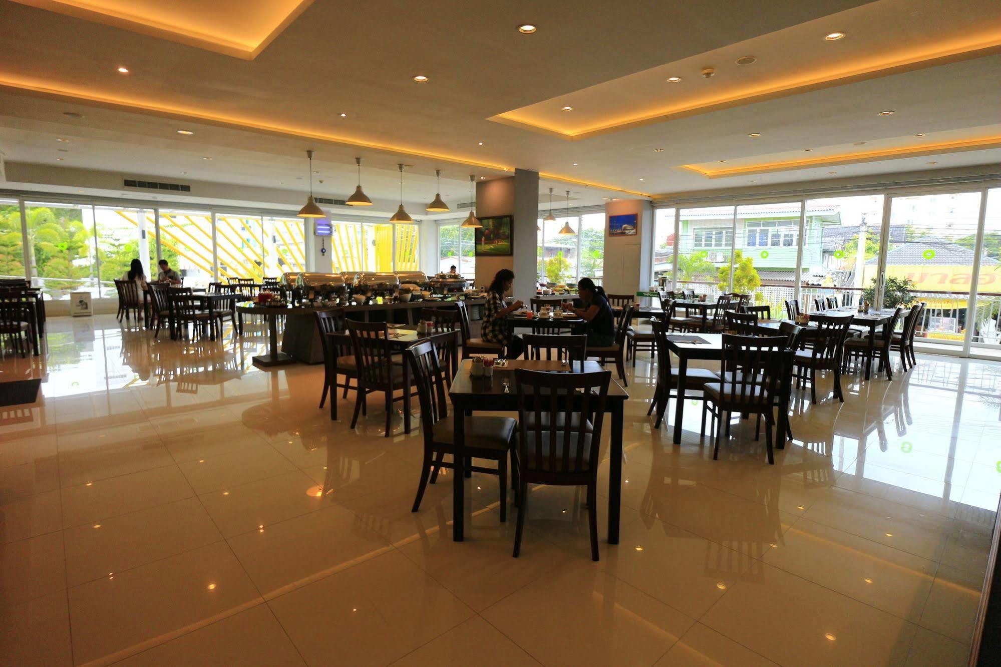 Tamarind Garden Hotel Rayong Exteriör bild